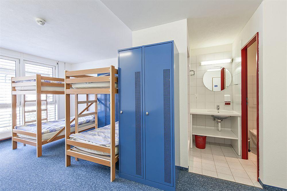 In One - / Swiss Lodge